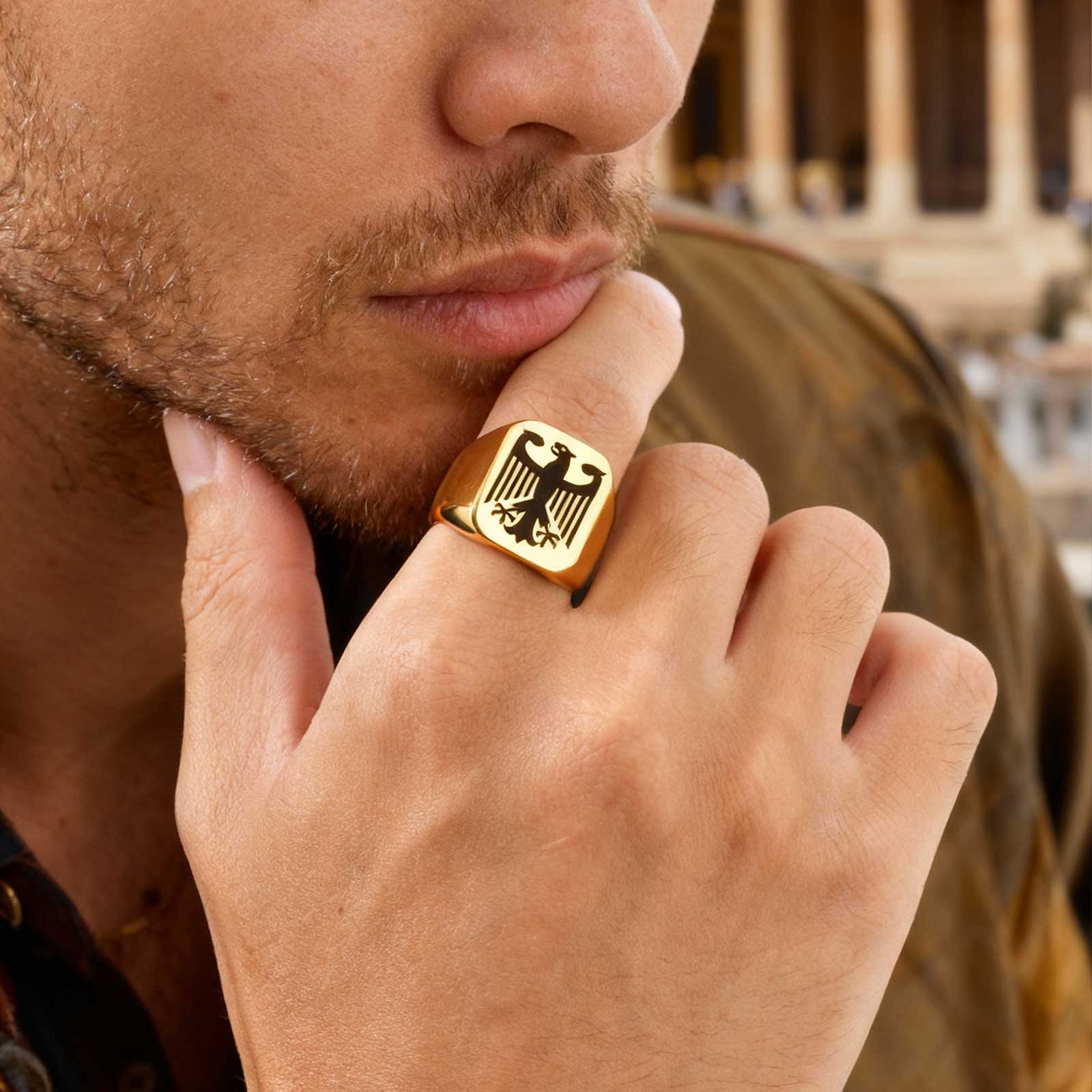Custom Flying Hawk Eagle Ring  - Men Accessories Wholesale recensione e prezzo