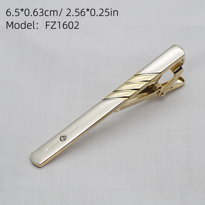 1 Piece of Men's Tie Clip in G - Men Accessories For Wedding recensione e prezzo